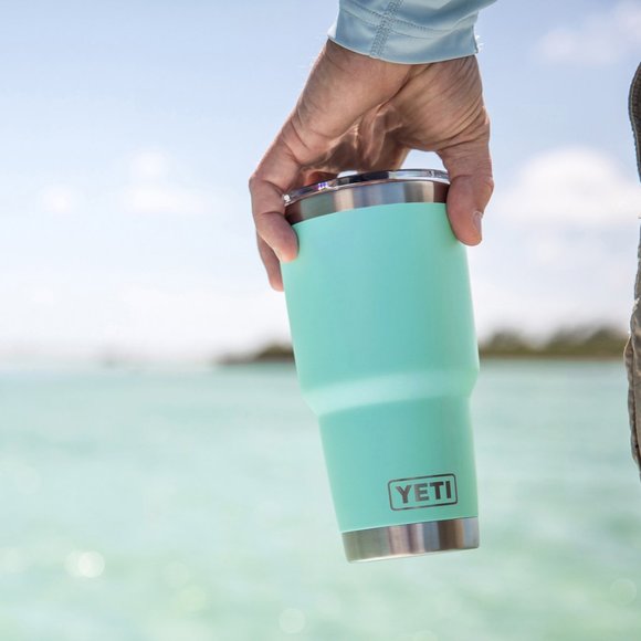 Yeti Other - NWT Yeti Rambler 30oz Tumbler in Seafoam with Lid